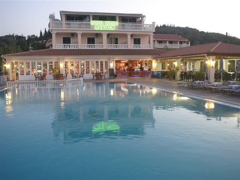 Alkyon Beach Hotel Agios Georgios Pagon Extérieur photo